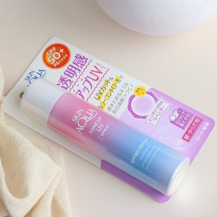 Xịt Chống Nắng Skin Aqua Tone Up UV Spray SPF 50+/PA++++ (70g)